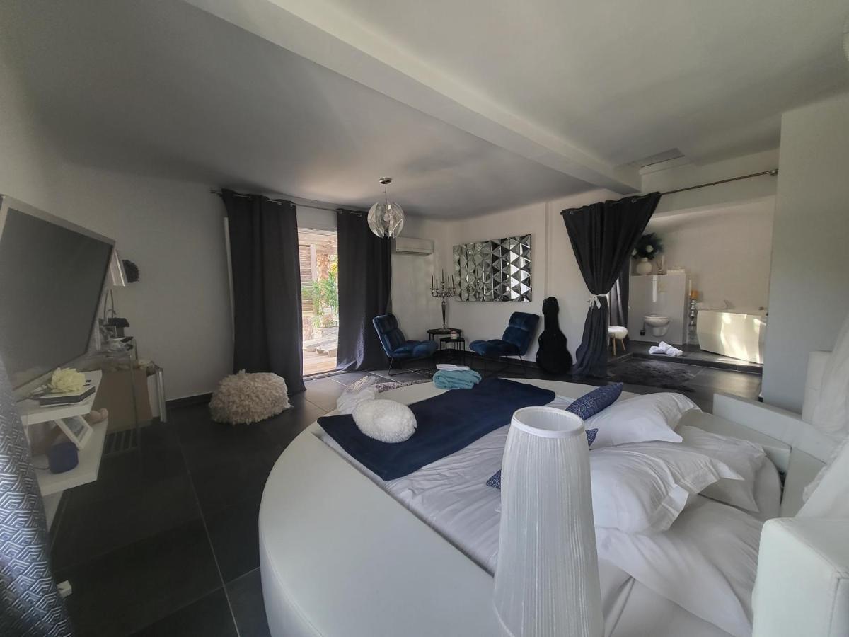 Villa Petra Bianca Suite & Chambre A 10Mn A Pied Du Port De Bonifacio 보니파시오 외부 사진